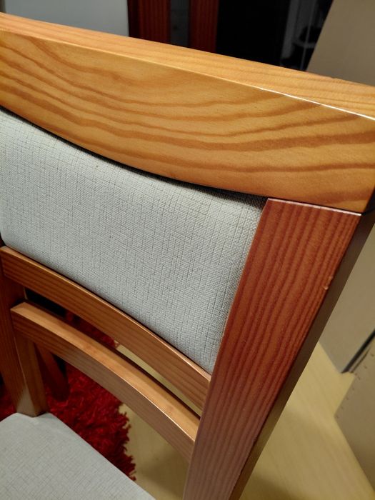 Conjunto mesa de jantar c/ 6 cadeiras