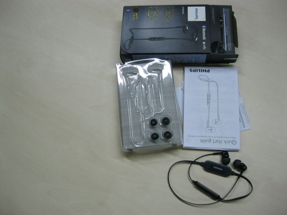 Навушники Philips SHB5900