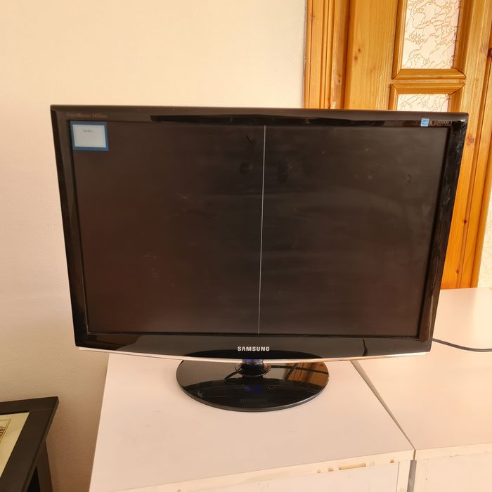 Монітор samsung 2433bw