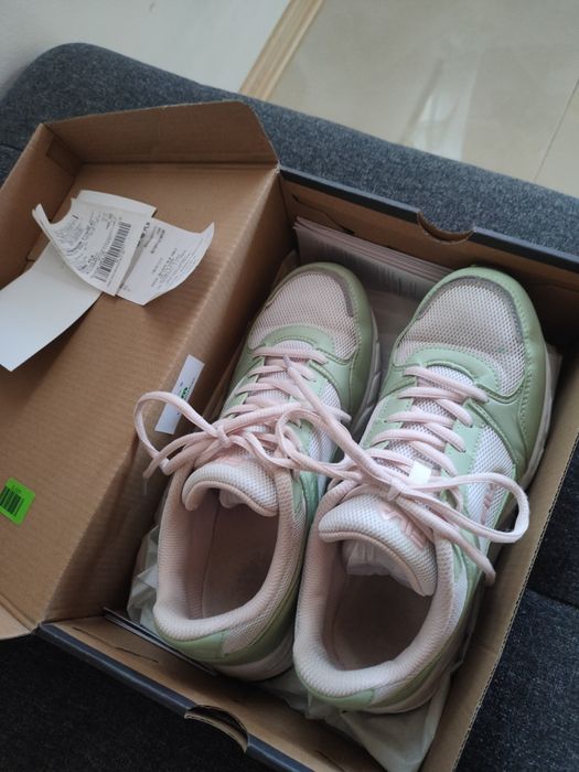 Buty damskie FILA 39