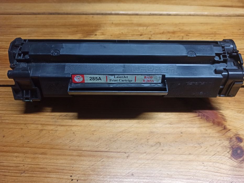 Картриджи для принтера.