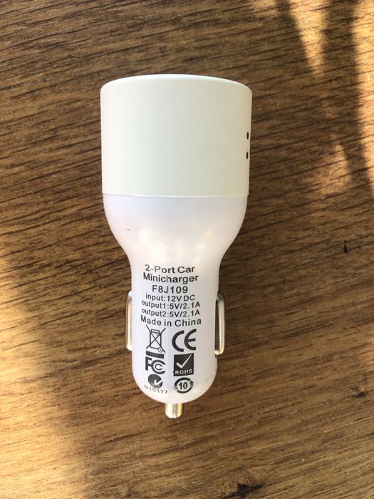 Автомобильная зарядка Belkin