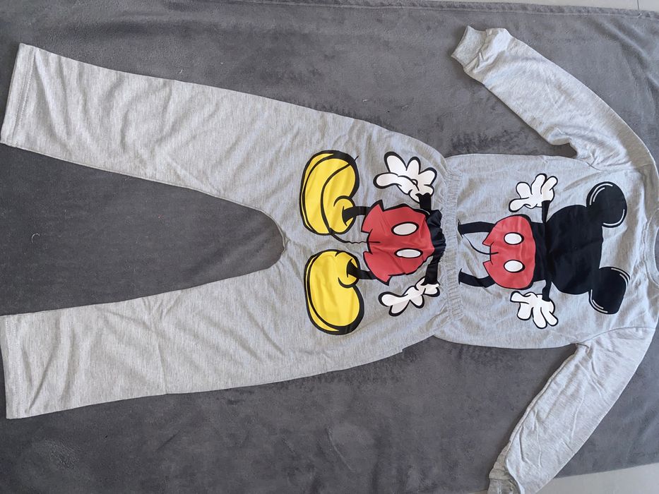 Komplet Mickey, r. 116/122, nowy