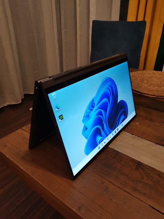Laptop Lenovo Yoga C940