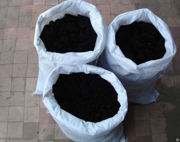 Песок,чернозем,щебень,отсев,цемент,керамзит,глина,в мешках и навалом.