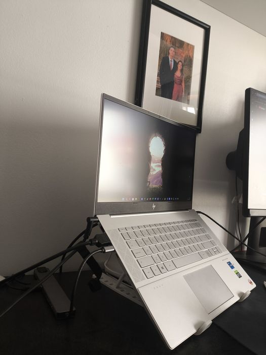 Portátil HP ENVY 15 i7-11800H 32GB de RAM 1TB SSD RTX 3060