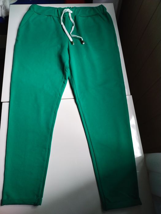 NOWE spodnie dresowe - marka Simili.