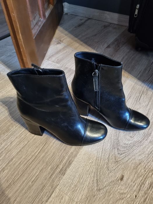 Botki damskie czarne 38