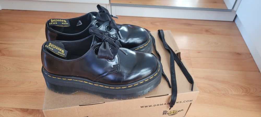Buty Dr.Martens Holly 37