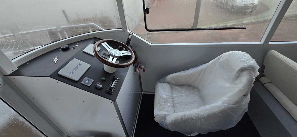 Tramwaj wodny, mały statek pasażerski, tramwajewodne.pl