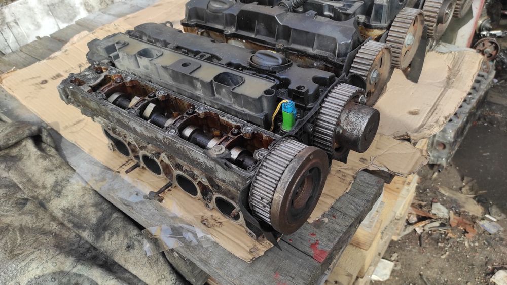 Головка 1.6 1.8 2.0 16кл Citroen Peugeot Xsara 206 307 PARTNER 406 807