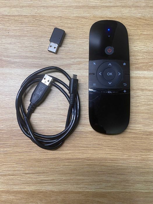 Pilot Airmouse WiFi z klawiatura do Smart TV