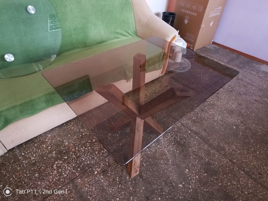 Столы стеклянные