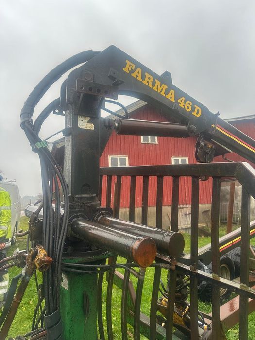 Przyczepa Leśna Farma 46D 8ton