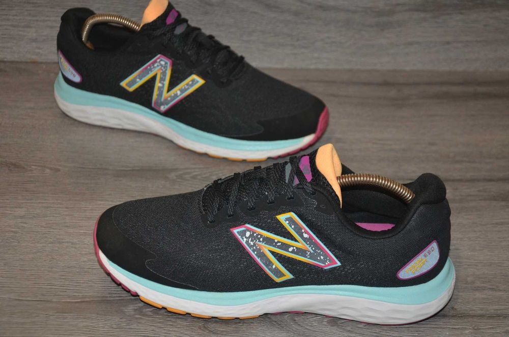 Продам кросівки Фірма New Balance 680.