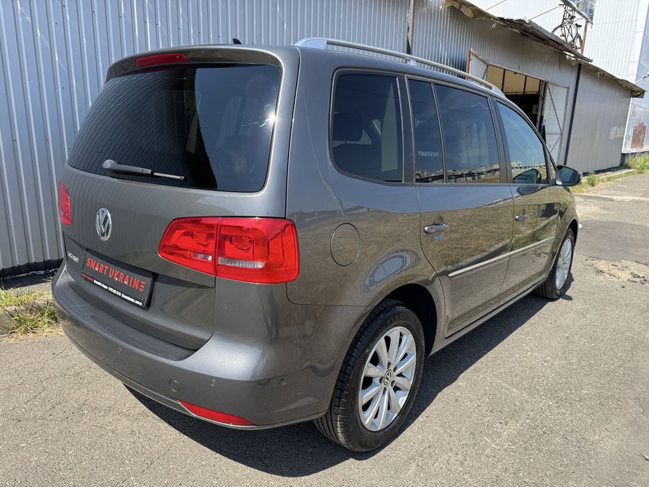 Volkswagen Touran 1.4 tsi automat з Швейцарії