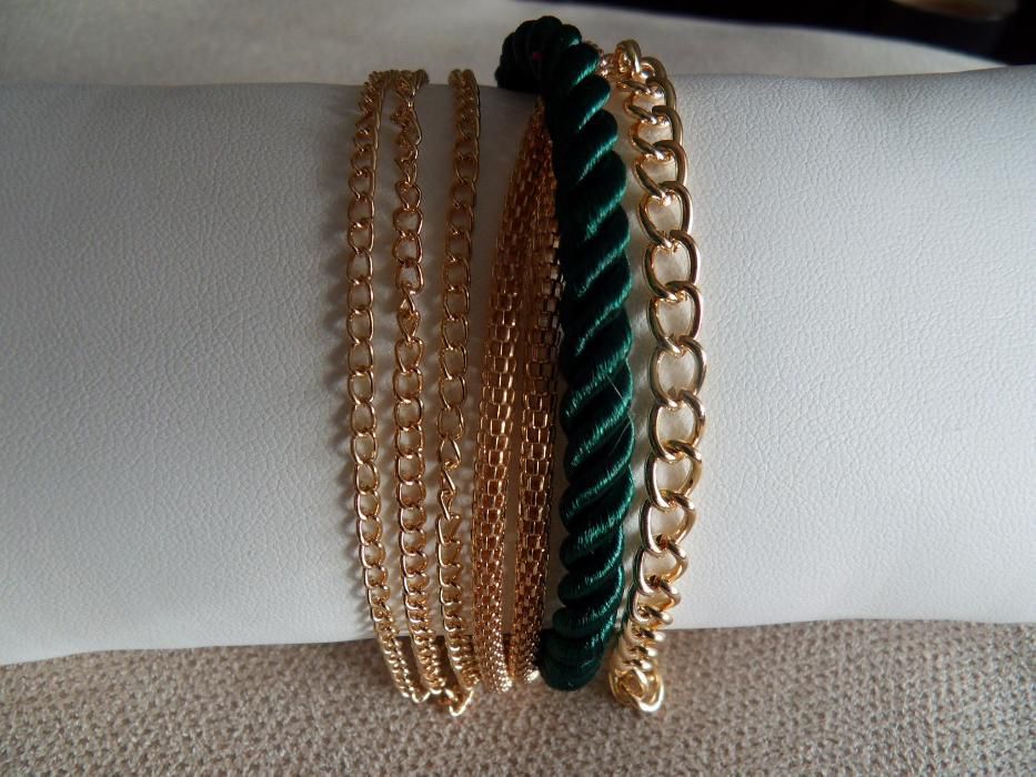 Bransoletka z łańcuszkami SZNUR biały