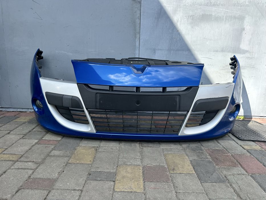 Бампер передний Renault Megane 3 Coupe 2009-