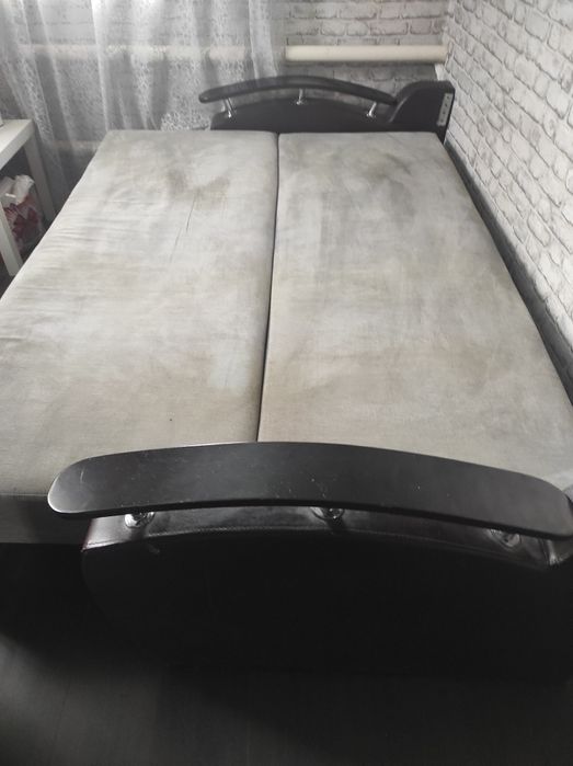 Продам диван б/у