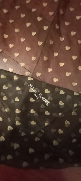 2 Echarpes em seda natural nunca usadas