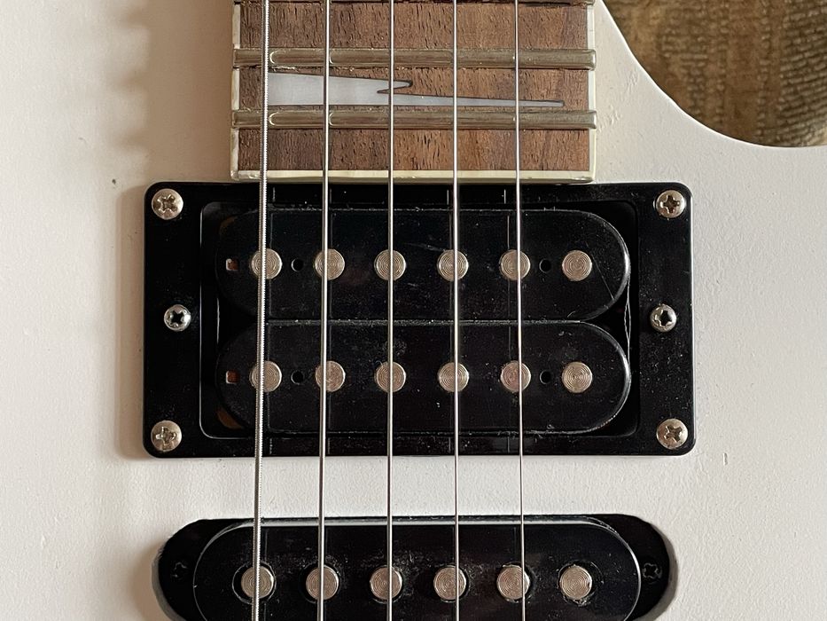 Электрогітара Ibanez суперстрат hsh