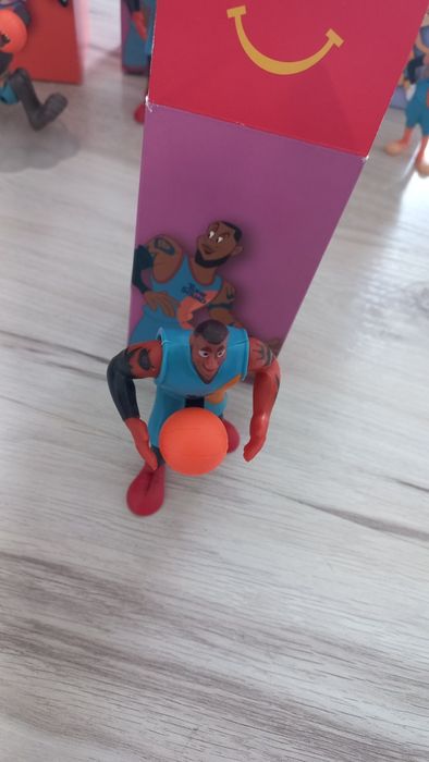Figurka jordan kosmiczny mecz McDonald