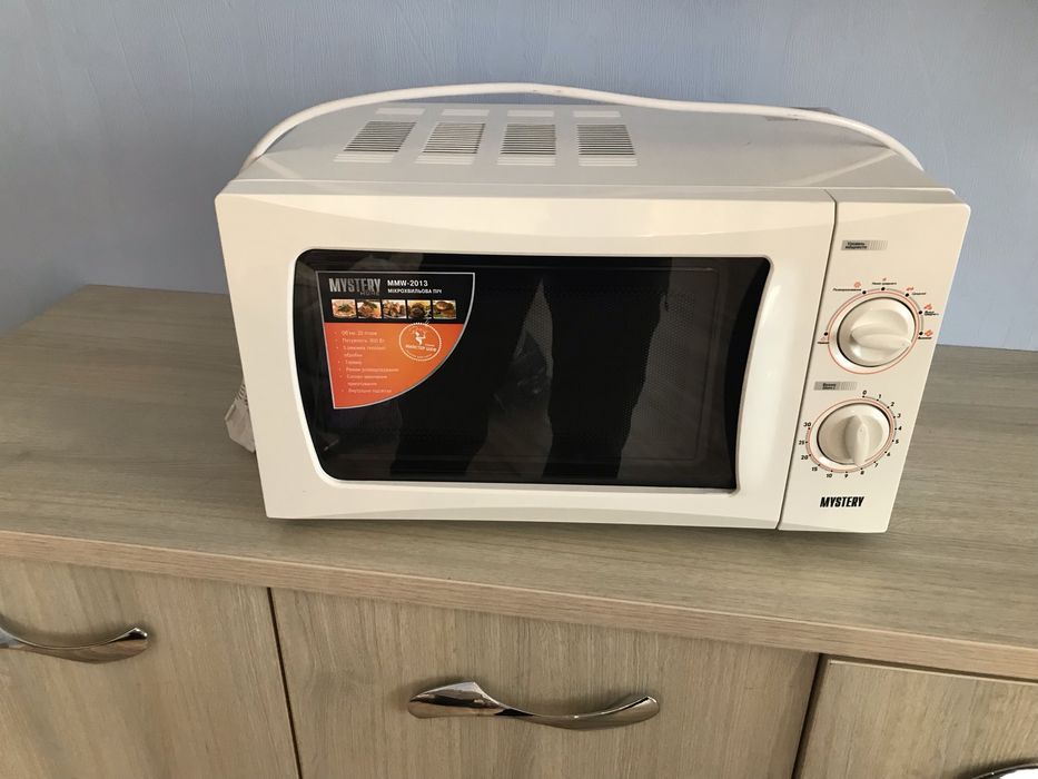Мікрохвильова піч Mystery