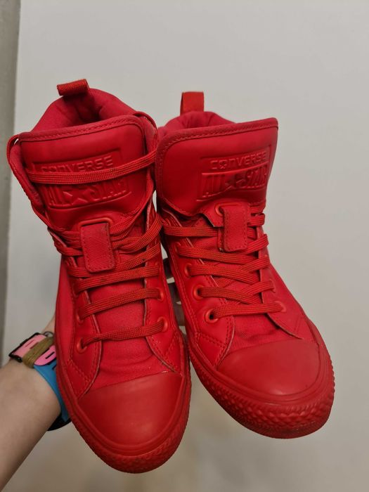 Bardzo ładne czerwone trampki Converse rozmiar 39
