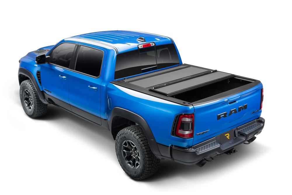 BAKFlip MX4 Twarda pokrywa zabudowa paki tri-fold Isuzu D-Max 2020-