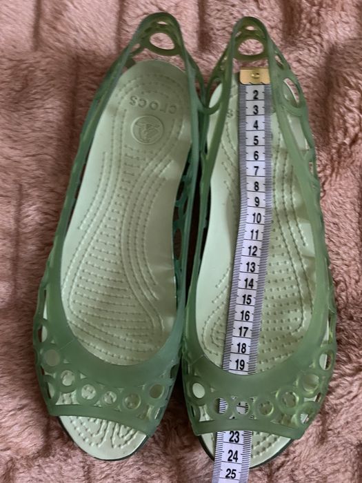 Sandaly Crocs W 7 (37-38) wkladka 24 cm.