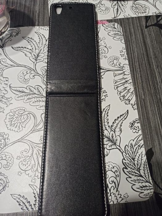 Etui pionowe do telefonów Huawei Y6 II lub honor 5a