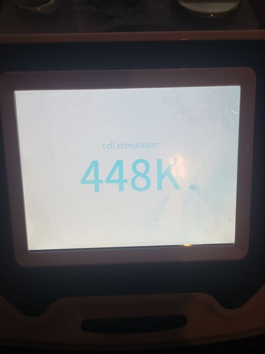 Máquina de Radiofrequência 448k nova, sem caixa