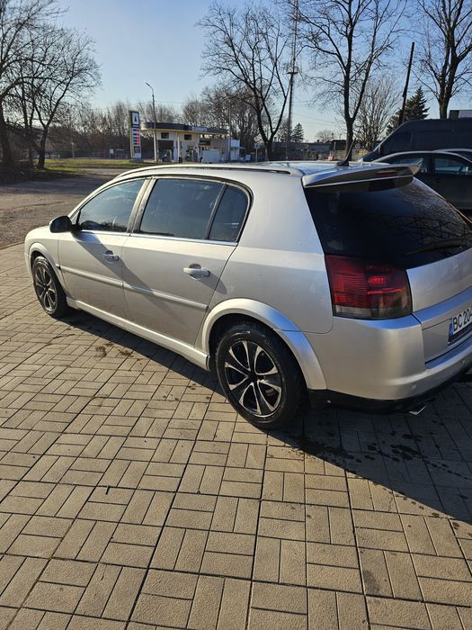 Легковые автомобили