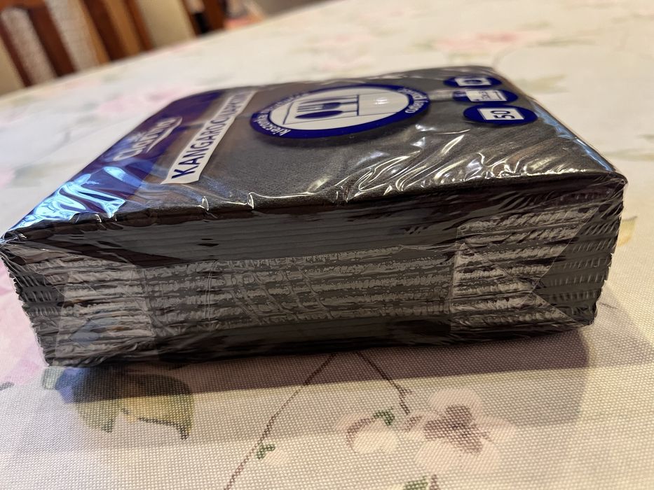 Serwetki kieszonka na sztućce 50 opakowańx50 Clarina Kangaroo Napkins