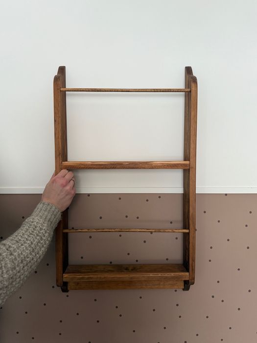 Drewniania półka na książki - handmade