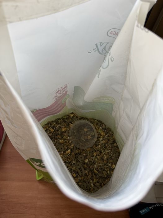 Gaiola Roedor + Ração + Feno + Absorvente