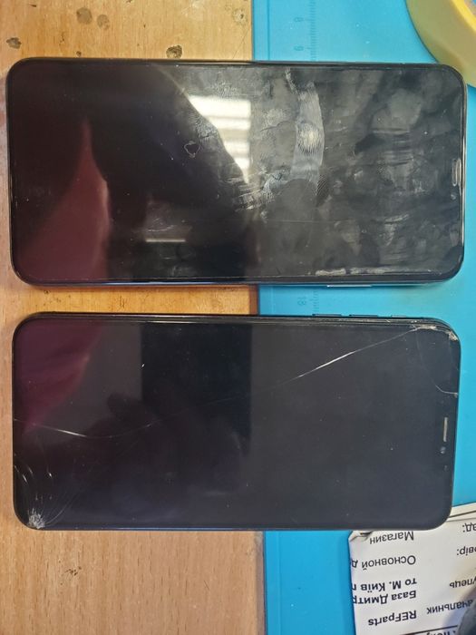 Продам два донора для xs max плати на айклауді