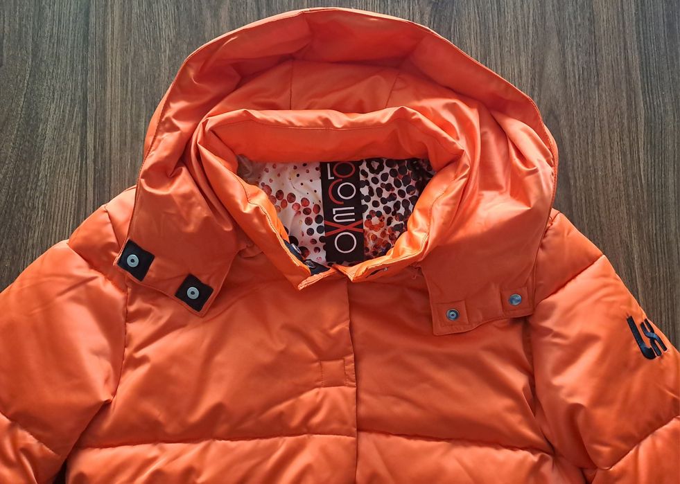 Casaco / anoraque de senhora da marca Locoluxo, tamanho L