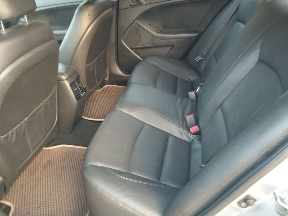 Продам KIA K5 2014 року