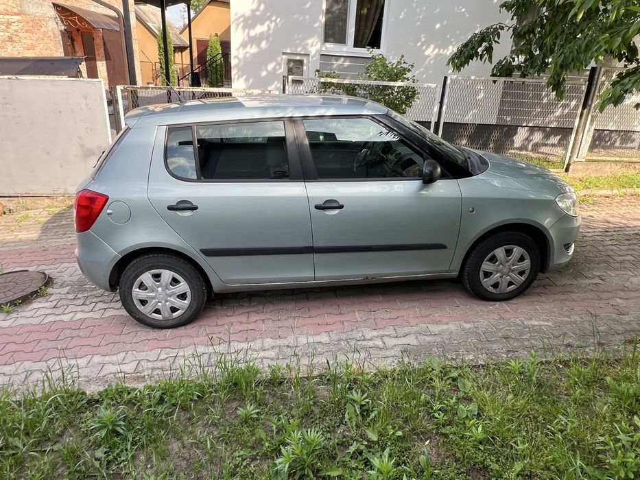 SKODA FABIA 2011 VIN TMBEA25J2B3221424 фото оголошення 4 з 8