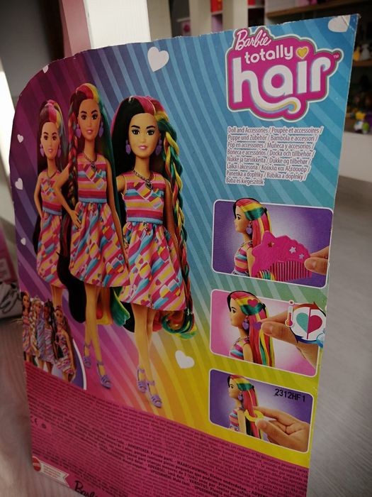 Barbie Mattel Totally Hair. Nova.
