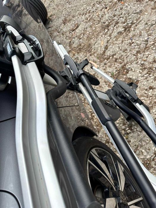 Barras de tejadilho Wingbar, e suporte de bicicleta ProRide da Thule