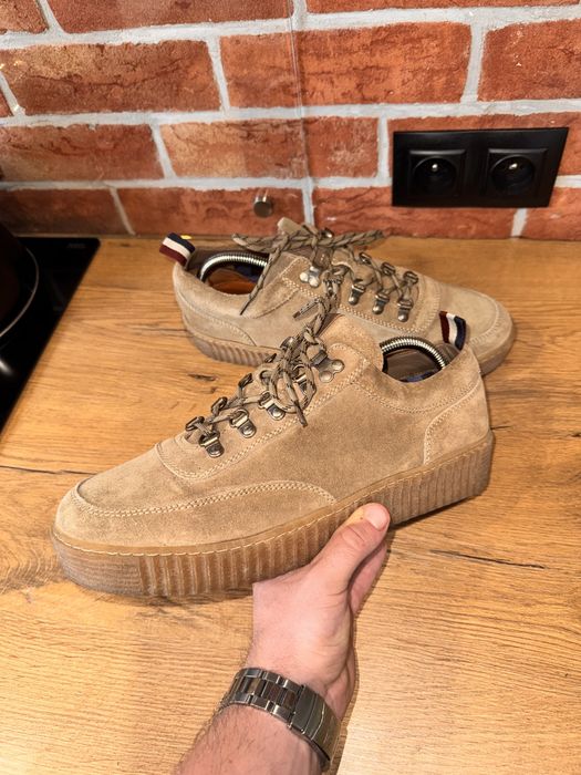 Buty zamszowe model Tommy Hilfiger Denim Kenneth 1B