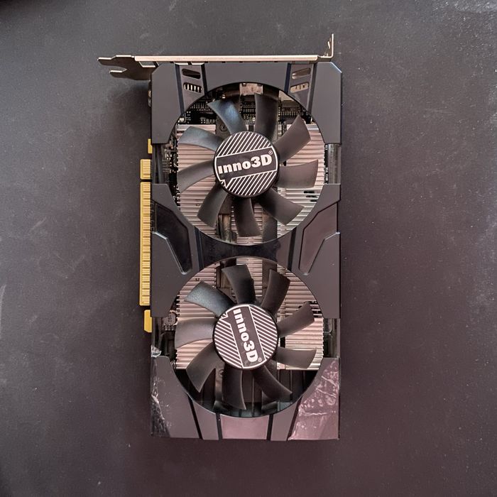 Inno3D GTX 1050 Ti 4GB (трішки пошкоджений корпус)