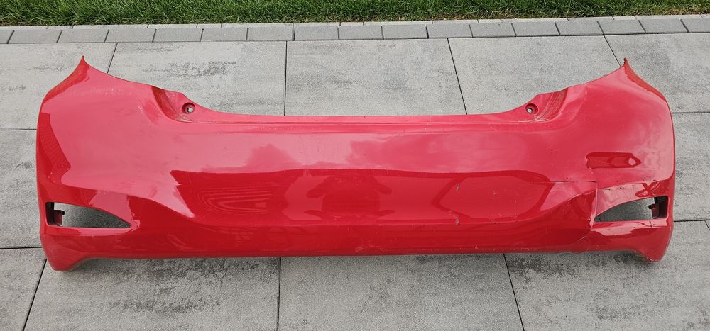 Zderzak tylni toyota yaris 3 generacji