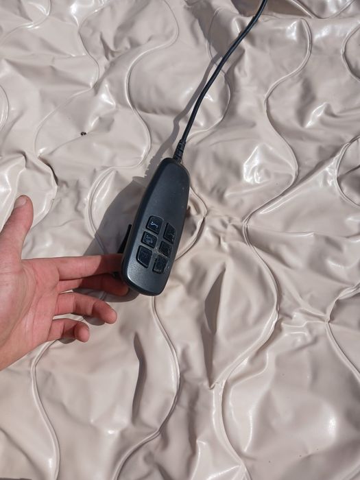 Cama articulada com colchão de enchimento
