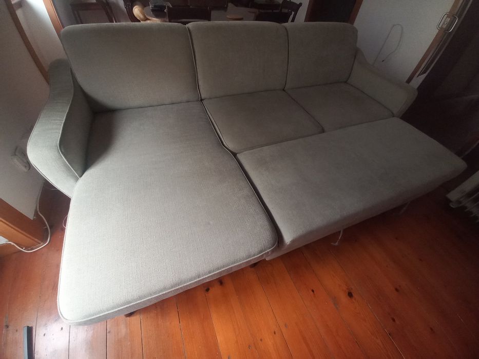 Sofá Conforama verde com 5 anos e pouco uso