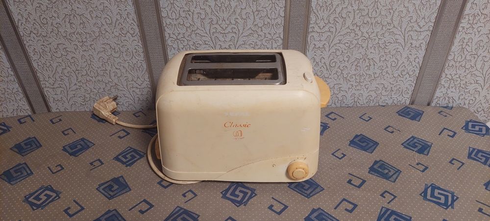 Продам тостер Tefal (Есть нюанс)