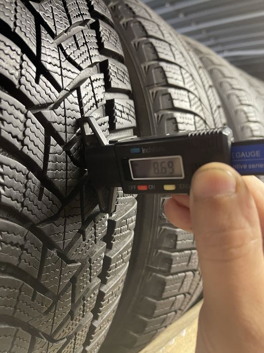 666 205 60 R16 Комплект зимних шин Dunlop