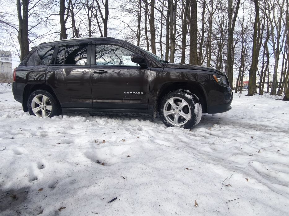 Продам Jeep Compass
